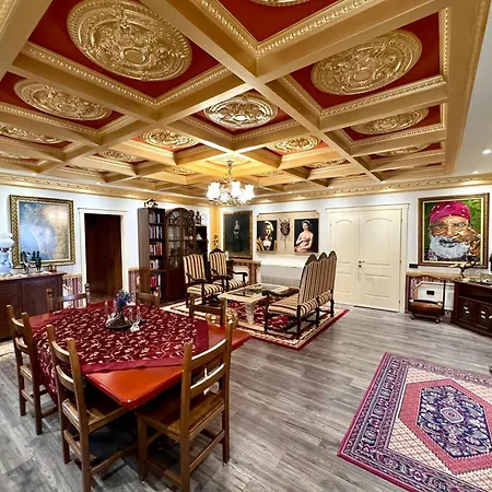 Royal Center Apartment Tirana