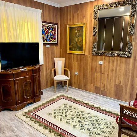 Royal Center Apartment Tirana